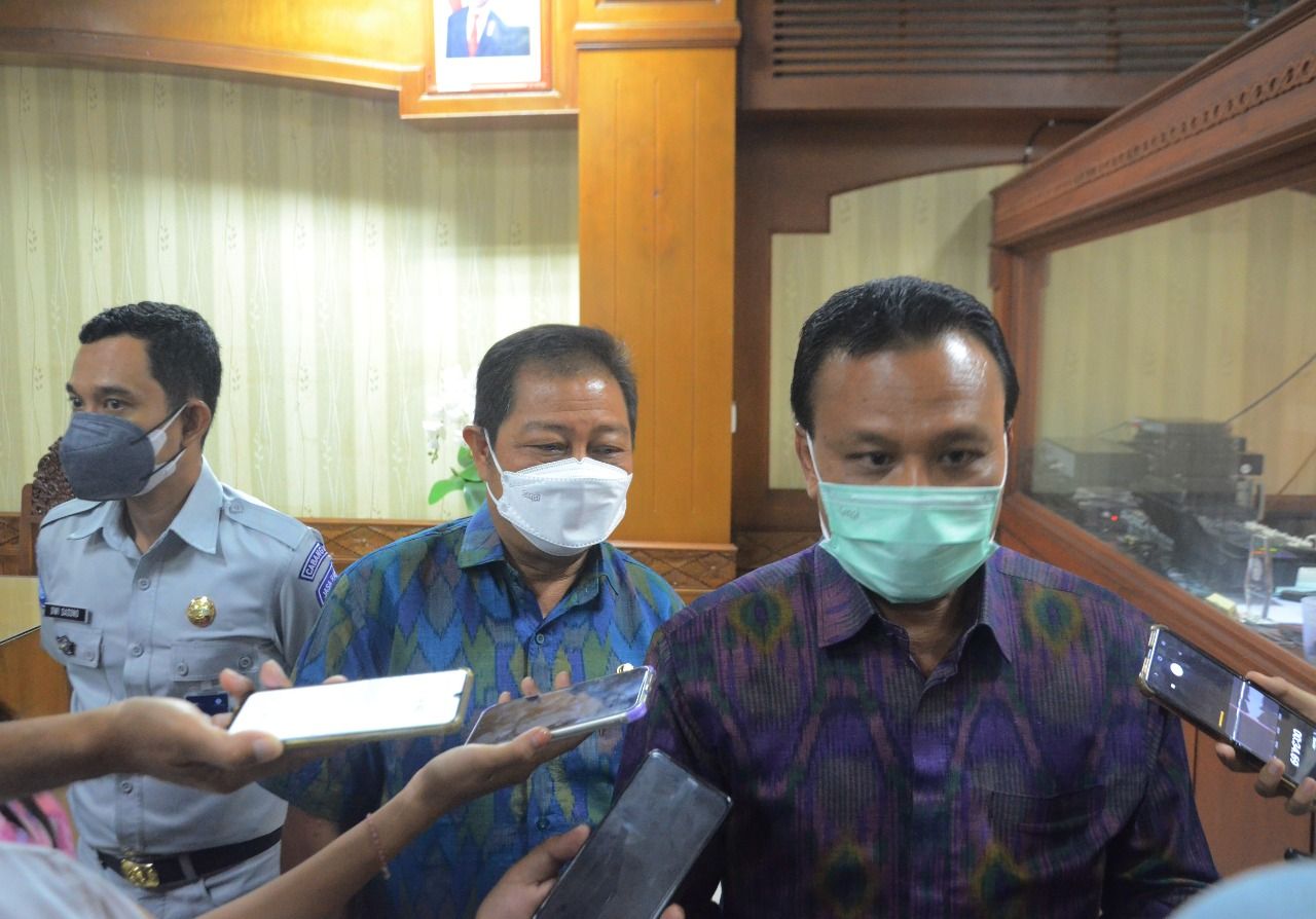 podiumnews.com-Gubernur Bali Perpanjang Kebijakan “Diskon Pajak Kendaraan Bermotor” 